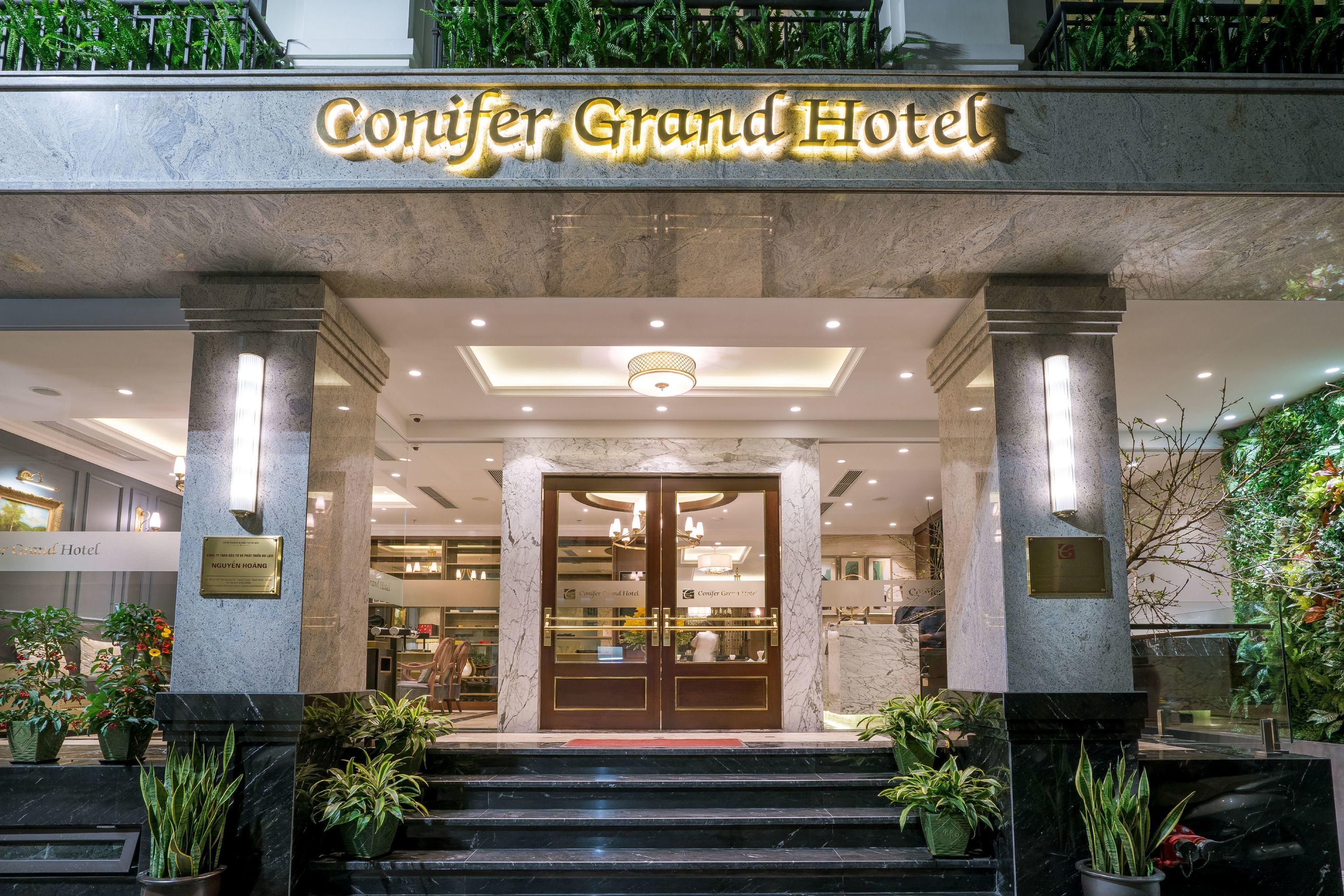 Conifer Grand Hotel, Hanoi